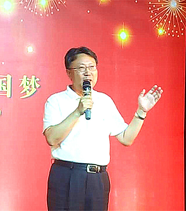 15，大赛组委会艺术总监、评委、中央民族大学音乐学院作曲系主任、教授、著名电影作曲家    张纯.jpg